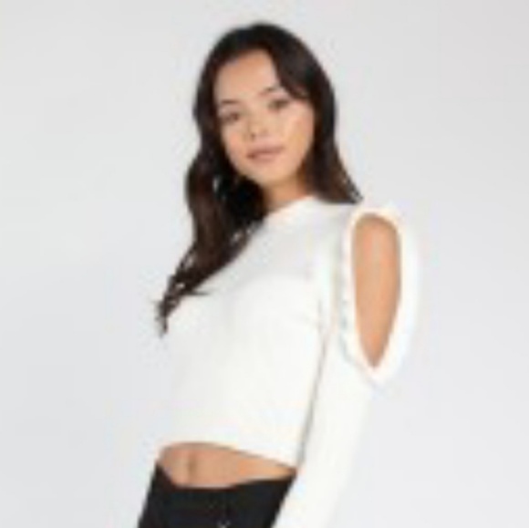 5/$30 Long Sleeve Knit Top W/Ruffle Detail - Picture 5 of 11